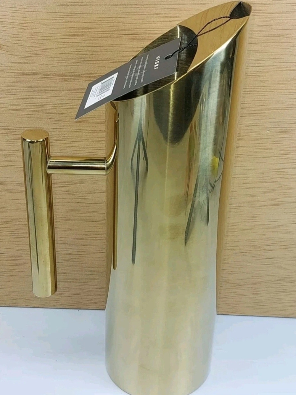 Viski Gold Modern Drink Caraf  Stainless Steel 26 Ounces Pitcher with Handle NEW